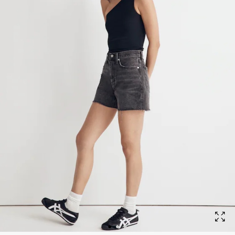 Madewell Relaxed Mid-Length Denim Shorts size 26